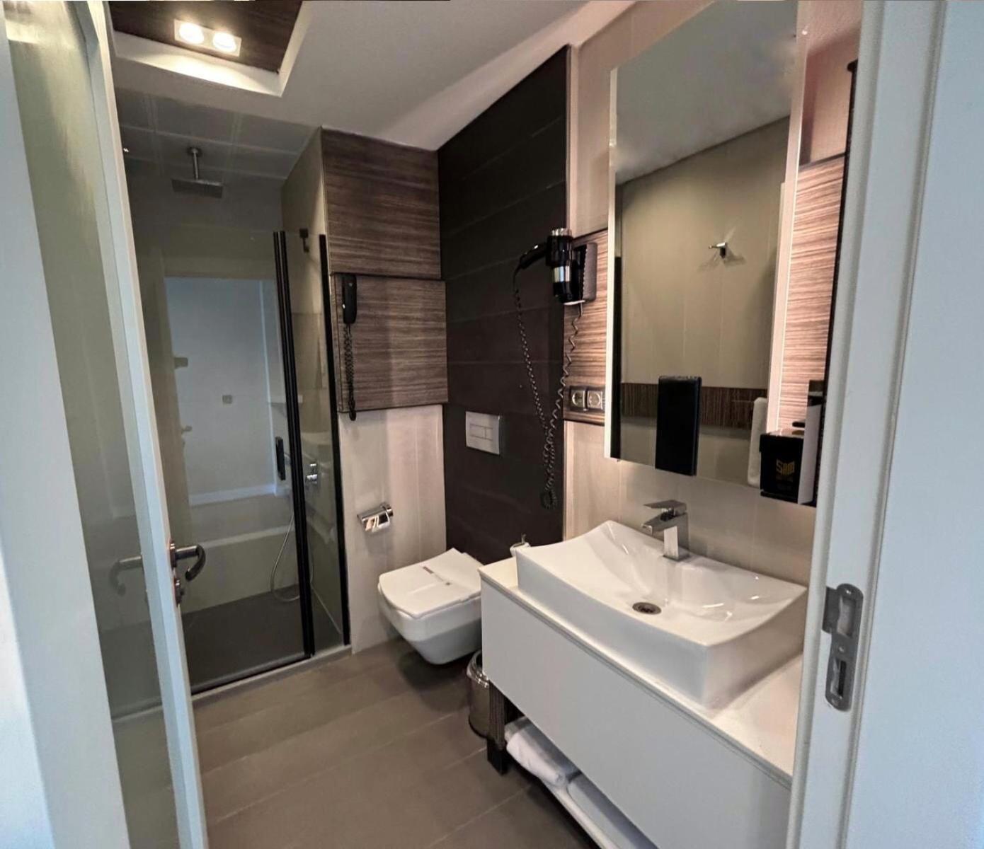 Sam Royal Hotel Ескишехир Екстериор снимка