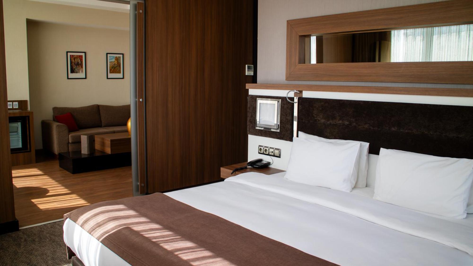 Sam Royal Hotel Ескишехир Екстериор снимка