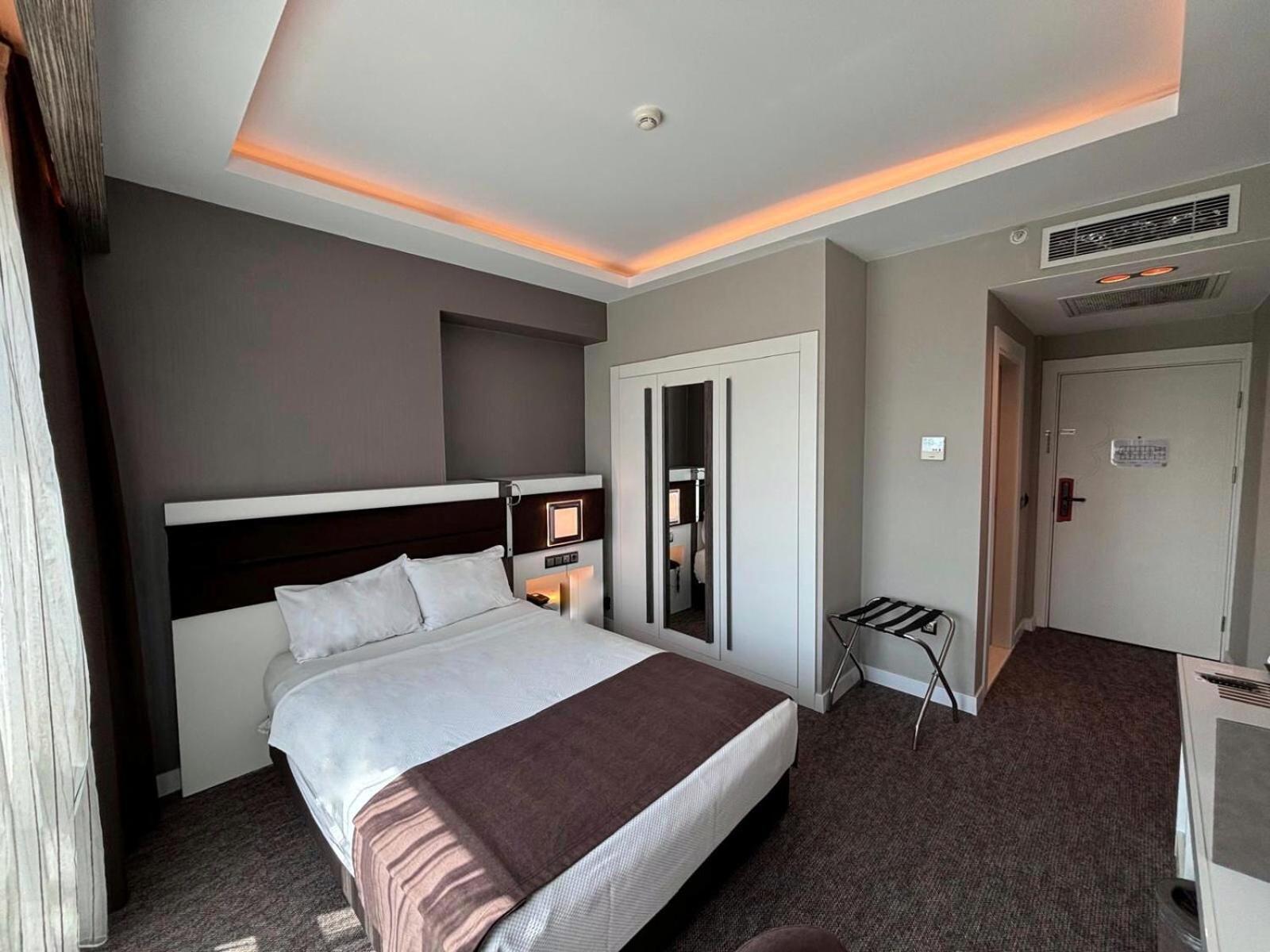 Sam Royal Hotel Ескишехир Екстериор снимка