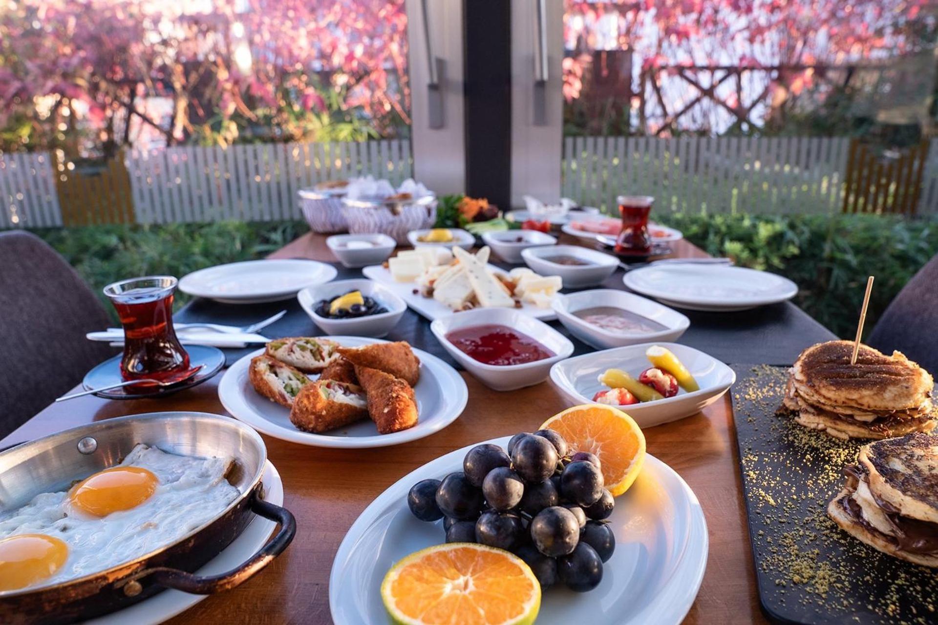 Sam Royal Hotel Ескишехир Екстериор снимка